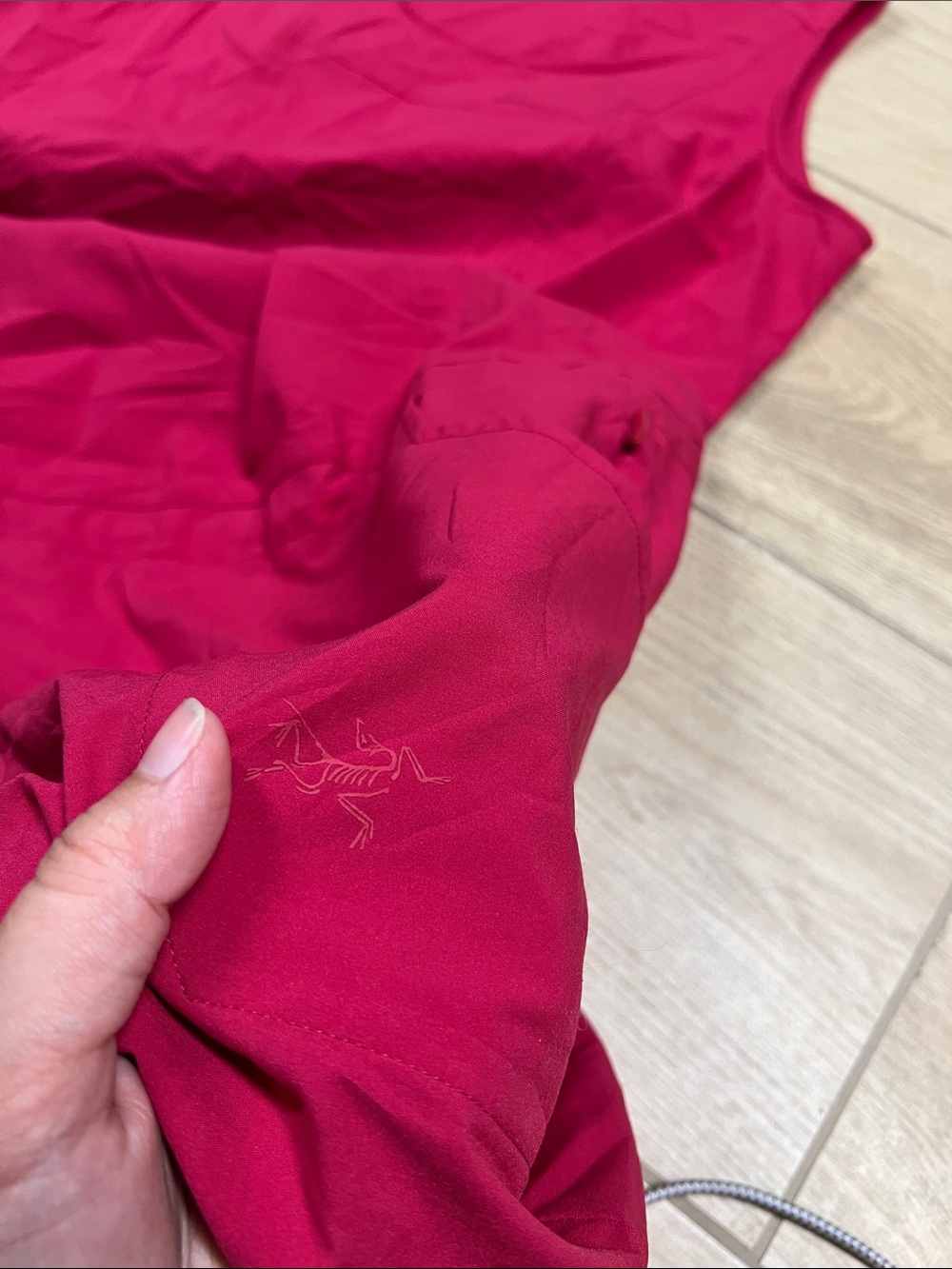 Arc'teryx raspberry Contenta Sleeveless Utility Dress - Picture 4 of 7